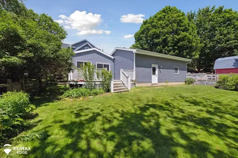 Exterior - 215 Second, Davison, MI 48423 photo 8 of 10
