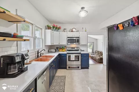 Kitchen - 215 Second, Davison, MI 48423 photo 1 of 5