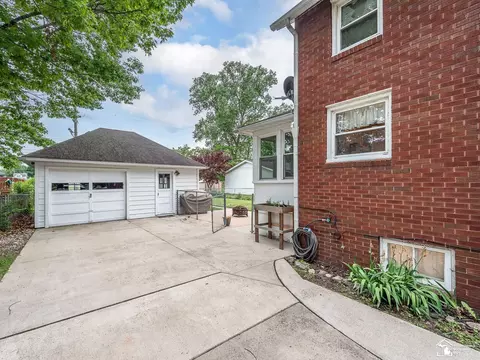 Exterior - 726 E Front, Monroe, MI 48161 photo 5 of 10