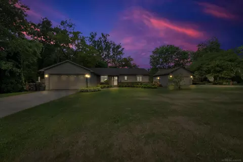 1141 Heights, Lake Orion, MI 48362
