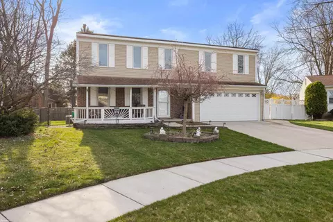 16254 Cobham, Clinton Township, MI 48038
