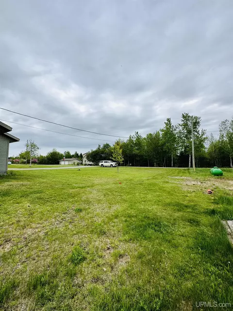 Exterior - 8 River, Negaunee, MI 49866 photo 4 of 4