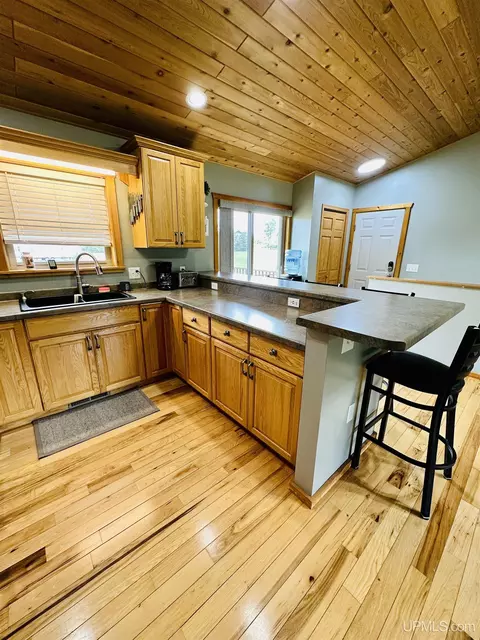 Kitchen - 8 River, Negaunee, MI 49866 photo 3 of 5