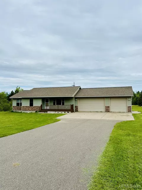 Exterior - 8 River, Negaunee, MI 49866 photo 2 of 4