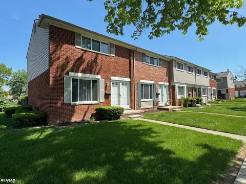 27610 Marcia #150, Warren, MI 48093