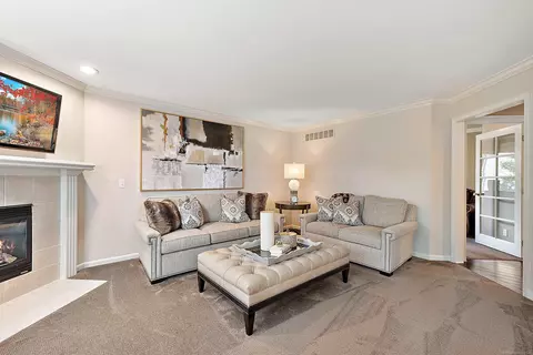 Living - 750 Devon, Commerce Twp, MI 48382 photo 4 of 7