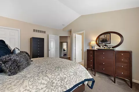 Bedroom - 750 Devon, Commerce Twp, MI 48382 photo 3 of 7