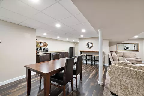 Dining - 750 Devon, Commerce Twp, MI 48382 photo 4 of 4