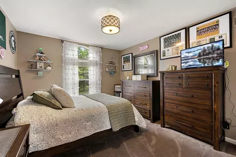 Bedroom - 750 Devon, Commerce Twp, MI 48382 photo 6 of 7