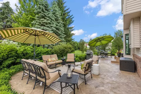Exterior - 750 Devon, Commerce Twp, MI 48382 photo 5 of 10