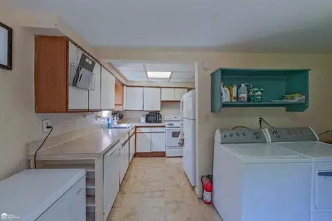 3649 Tyrell, Owosso, MI 48867 photo 10