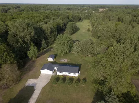 View/Area - 10467 Maple, Birch Run, MI 48415 photo 3 of 5