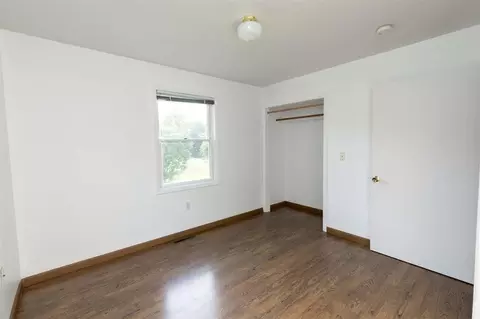 Bedroom - 10467 Maple, Birch Run, MI 48415 photo 3 of 4