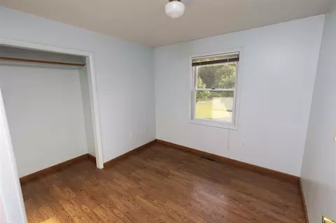 Bedroom - 10467 Maple, Birch Run, MI 48415 photo 4 of 4