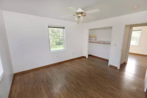 Bedroom - 10467 Maple, Birch Run, MI 48415 photo 2 of 4