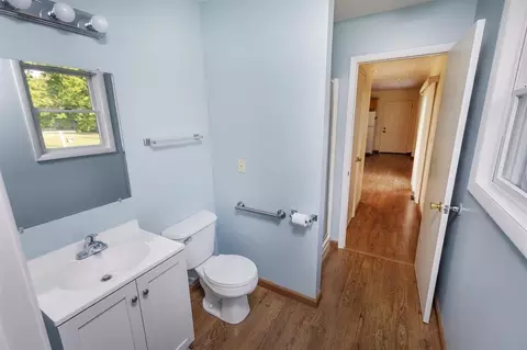Entry Way - 10467 Maple, Birch Run, MI 48415 photo 1 of 1