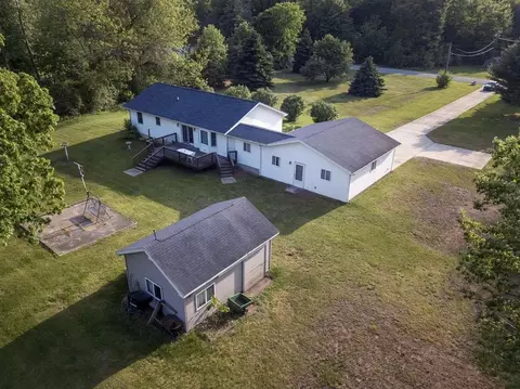 View/Area - 10467 Maple, Birch Run, MI 48415 photo 1 of 5