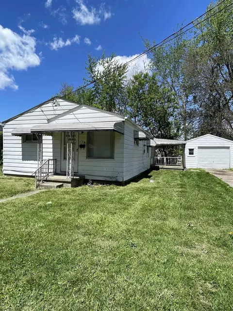 726 Neubert, Flint, MI 48507