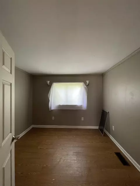 Bedroom - 726 Neubert, Flint, MI 48507 photo 1 of 3