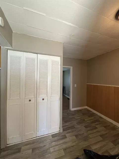 Entry Way - 726 Neubert, Flint, MI 48507 photo 1 of 1