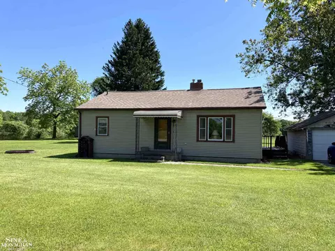 1540 Burns, Kimball, MI 48074
