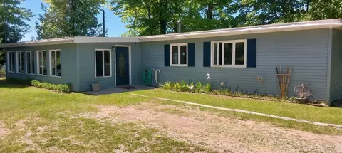 W1033 Local 32 Rd, Carney, MI 49812