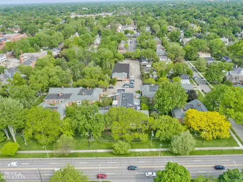 View/Area - 17111 E Jefferson #5, Grosse Pointe, MI 48230 photo 12 of 16