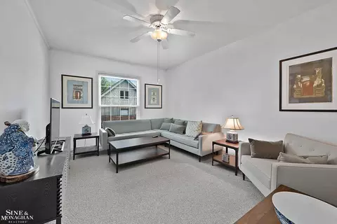 Living - 17111 E Jefferson #5, Grosse Pointe, MI 48230 photo 5 of 5