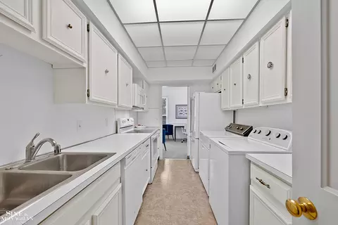 Other - 17111 E Jefferson #5, Grosse Pointe, MI 48230 photo 7 of 13