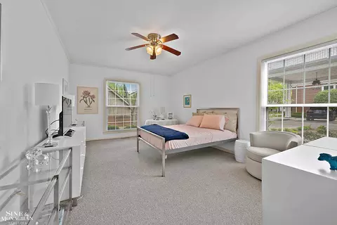 Bedroom - 17111 E Jefferson #5, Grosse Pointe, MI 48230 photo 1 of 2
