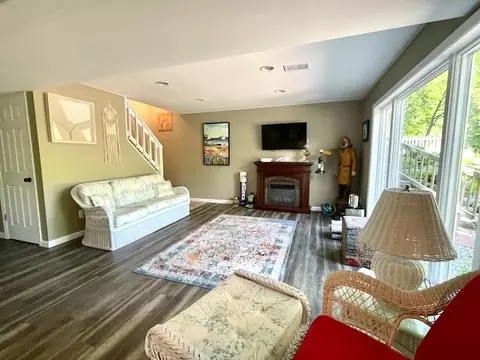 Living - 4371 Rose, Gladwin, MI 48624 photo 8 of 9