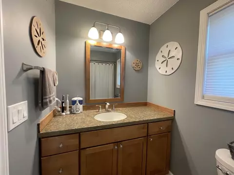 Bath - 4371 Rose, Gladwin, MI 48624 photo 7 of 16
