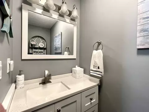 Bath - 4371 Rose, Gladwin, MI 48624 photo 1 of 16