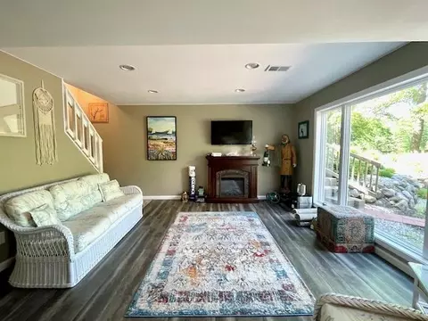 Living - 4371 Rose, Gladwin, MI 48624 photo 9 of 9