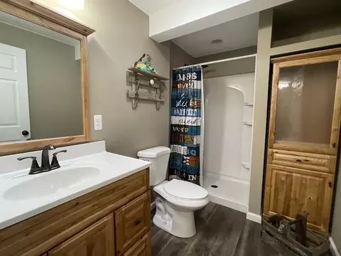 Bath - 4371 Rose, Gladwin, MI 48624 photo 16 of 16