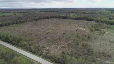 39 38 Acres 15th, Rapid River, MI 49878