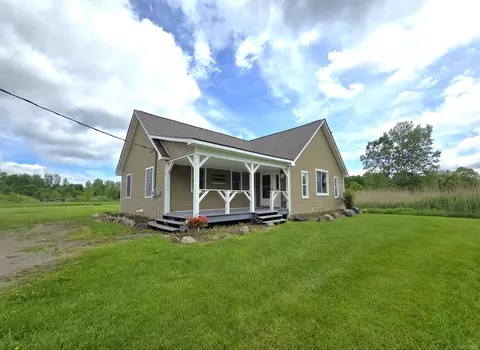 7166 Frith, Saint Clair, MI 48079