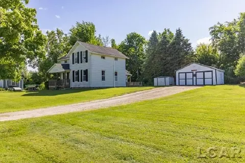 4126 N Hawkins, Manitou Beach, MI 49253