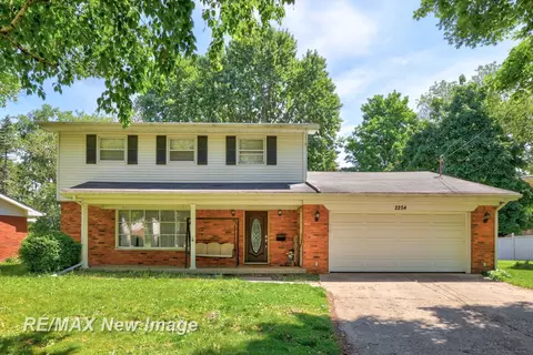 2254 Mayfield, Saginaw, MI 48602