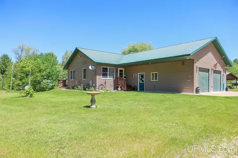 W4136 Us2, Vulcan, MI 49892