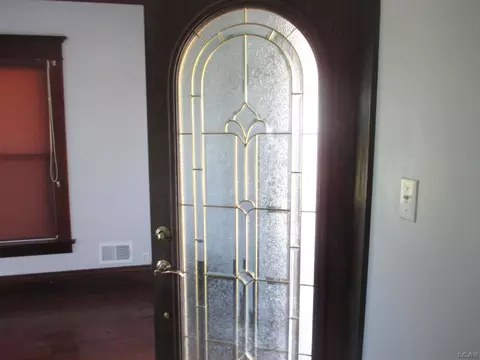 Entry Way - 11283 Weston, Riga, MI 49276 photo 4 of 7
