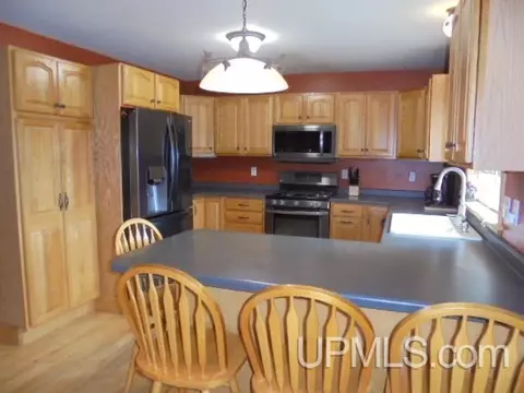 Kitchen - 19145 Mcrae, Ewen, MI 49925 photo 1 of 2