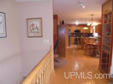 Entry Way - 19145 Mcrae, Ewen, MI 49925 photo 2 of 2