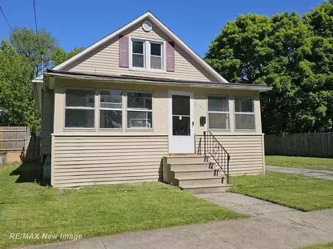 2134 N Charles, Saginaw, MI 48602