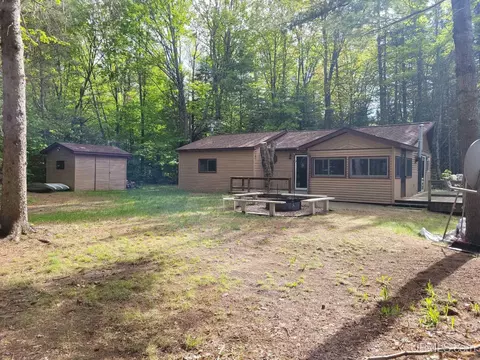 E7140 Doe Lake, Munising, MI 49862 photo 2
