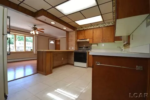 38828 Wade, Romulus, MI 48174 photo 4