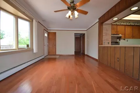38828 Wade, Romulus, MI 48174 photo 2