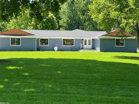 16424 Millar, Clinton Township, MI 48036