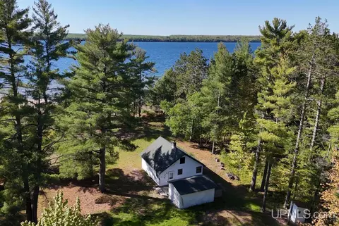 21665 Pine Bch, Skanee, MI 49962
