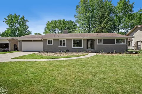 24020 Deanhurst, Saint Clair Shores, MI 48082